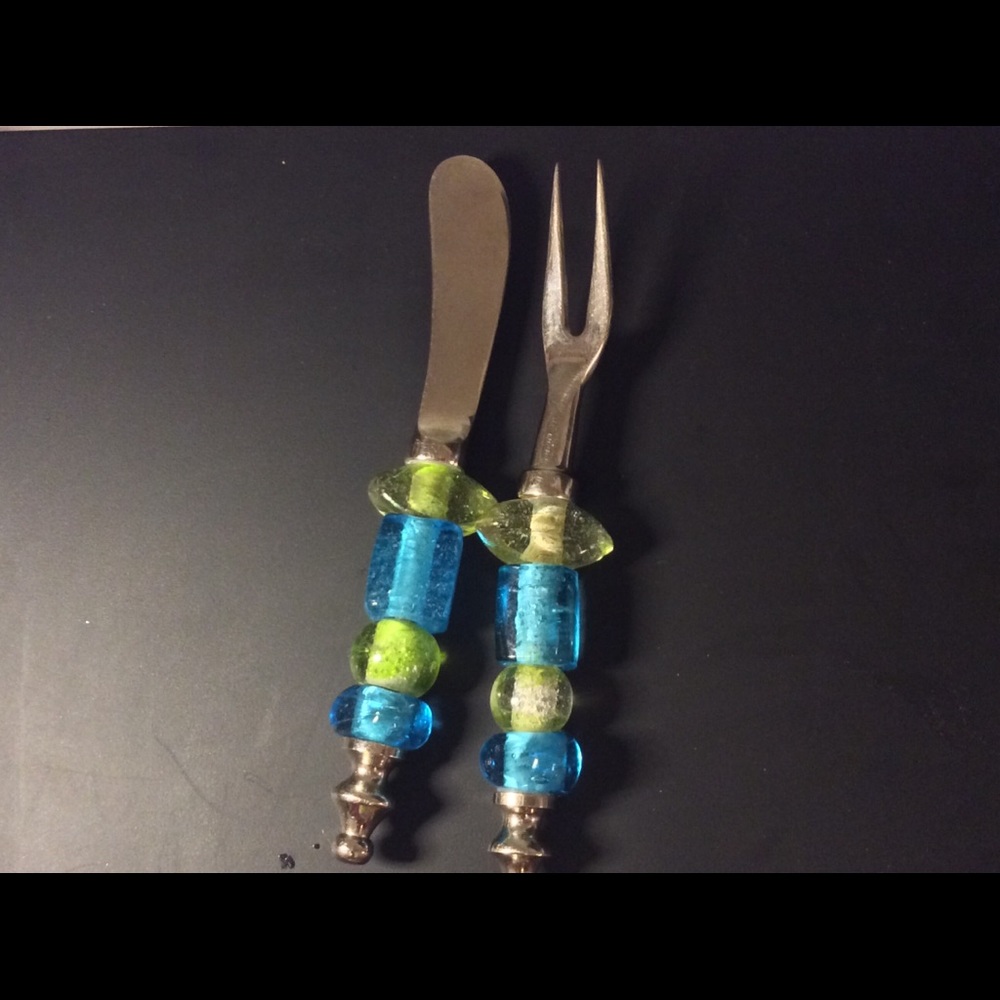 Beautiful- Serving Set- 2 prong fork and knife set